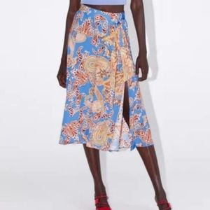 NWOT Zara Paisley Midi Skirt, Small, Blue/Red/Beige